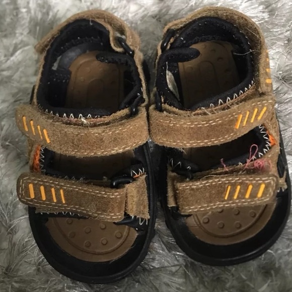 Kid Connection Boys Size 4 Brown Sport Sandals - Picture 3 of 3